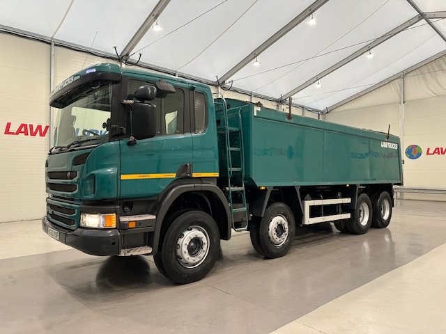 Scania P360 8×4 Rest Cab Tipper Manual