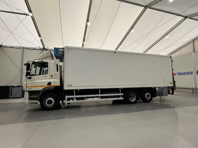 DAF  CF 290 6×2 Rear Steer Fridge Box