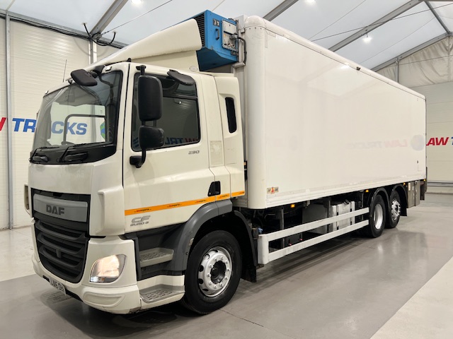 DAF CF 290 6×2 Rear Steer Fridge Box
