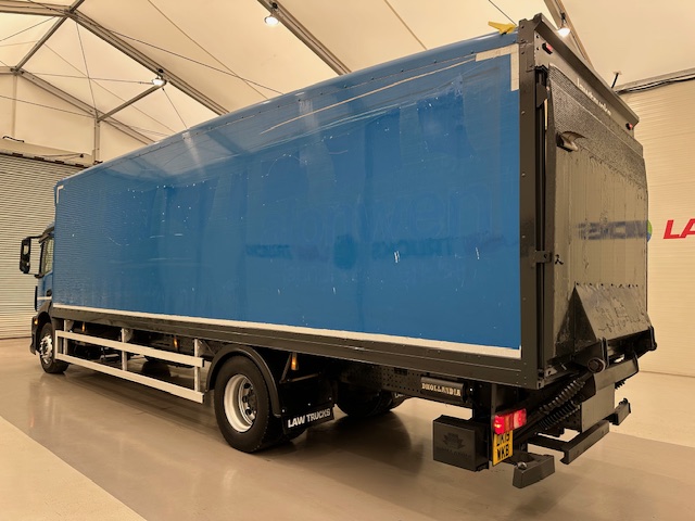 Mercedes Actros 1824 4×2 Day Cab Box Van