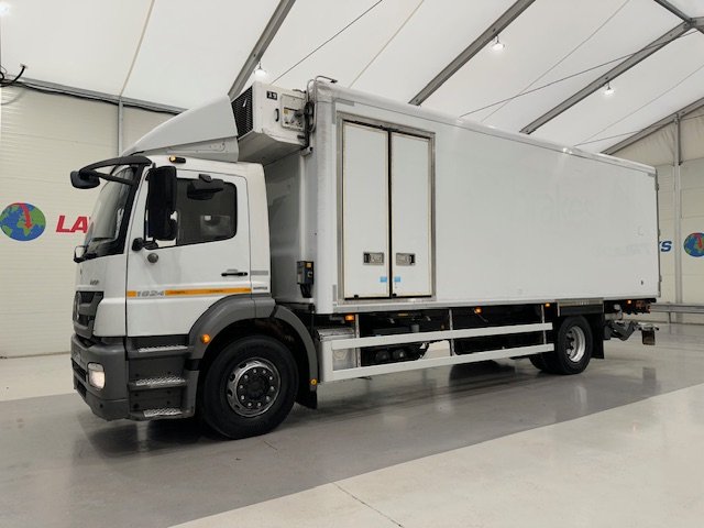Mercedes Axor 1824 Day Cab Fridge Box