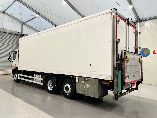 DAF CF 290 6×2 Rear Steer Fridge Box