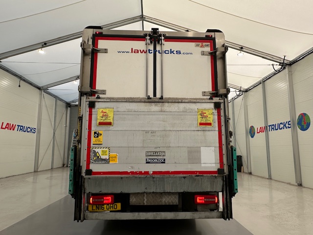 DAF  CF 290 6×2 Rear Steer Fridge Box
