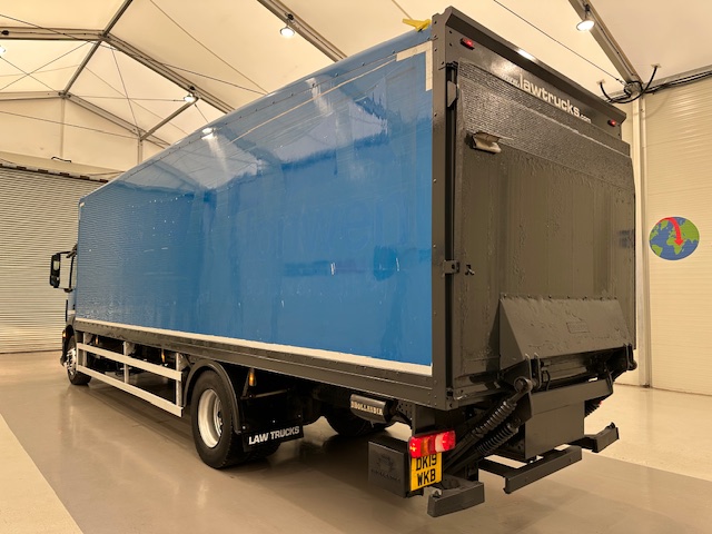 Mercedes Actros 1824 4×2 Day Cab Box Van