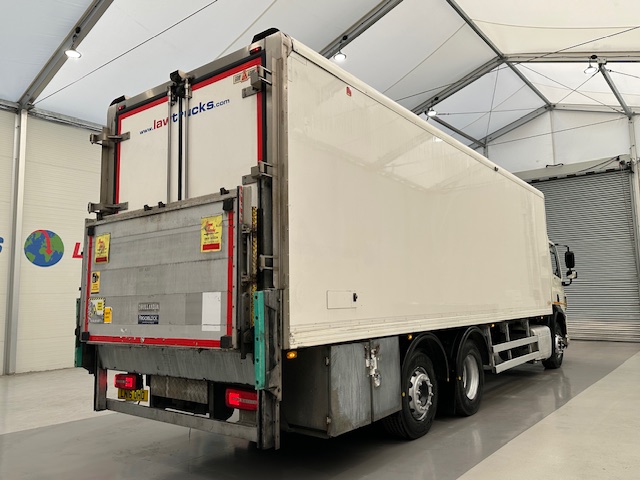 DAF  CF 290 6×2 Rear Steer Fridge Box