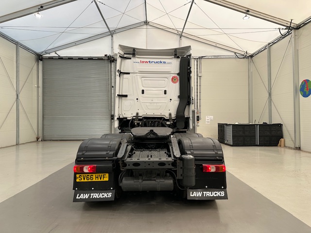 Mercedes Actros 2545 6×2 Midlift Tractor Unit
