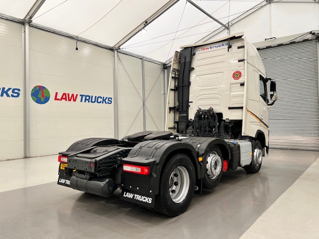 Volvo FH 500 6×2 Midlift Tractor Unit