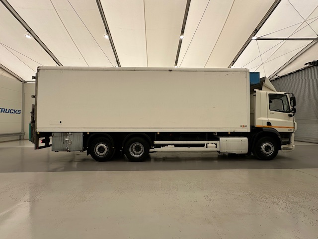 DAF CF 290 6×2 Rear Steer Fridge Box