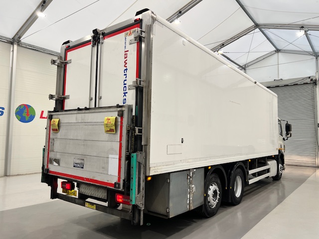 DAF CF 290 6×2 Rear Steer Fridge Box