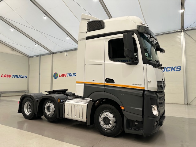 Mercedes Actros 2545 6×2 Midlift Tractor Unit