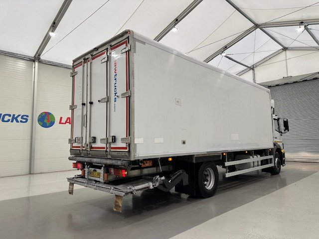 Mercedes Axor 1824 Day Cab Fridge Box